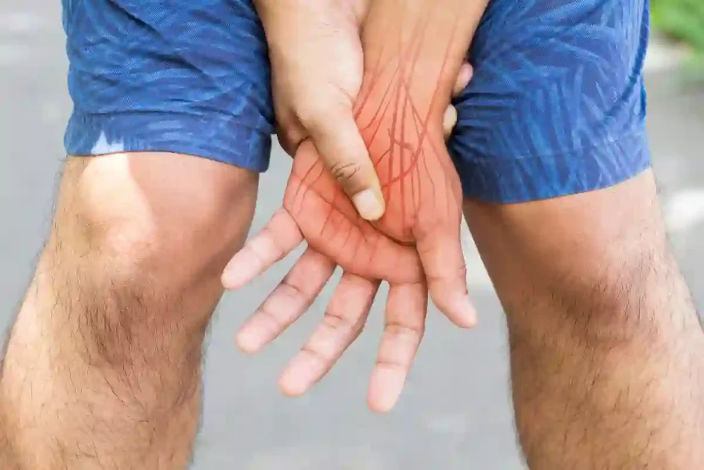 Understanding Nerve Entrapment and Its Relation to Hand Numbness
